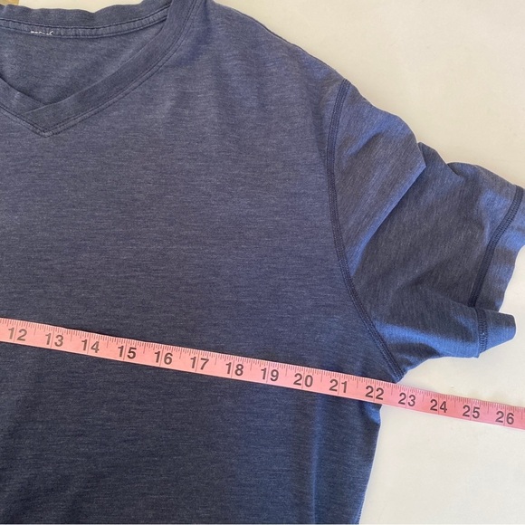 Lululemon || V-Neck Short Sleeve T-shirt Tee Heathered Navy Blue L / XL - Picture 4 of 5